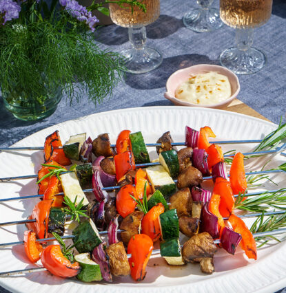 grilled vegetable skewers with cheddar cheese dip