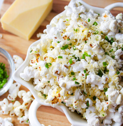 cheddar and chive popcorn