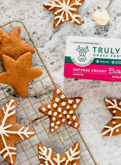 gingerbread cookies and natural creamy butter
